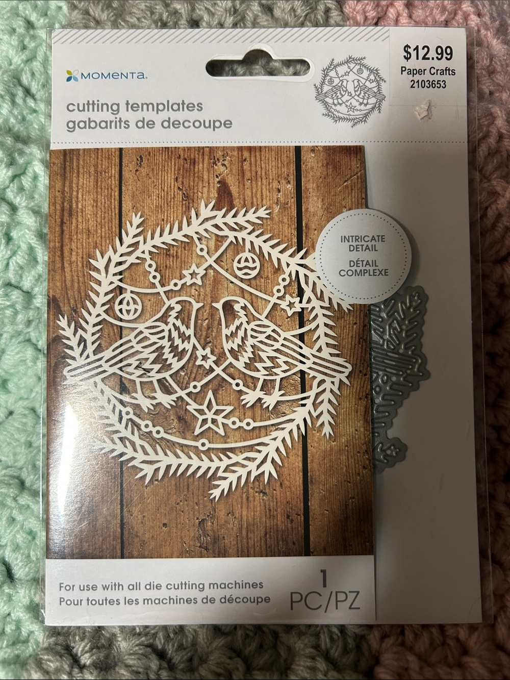 White Birds Wreath Cutting Template - Home Holiday Card Making Crafts